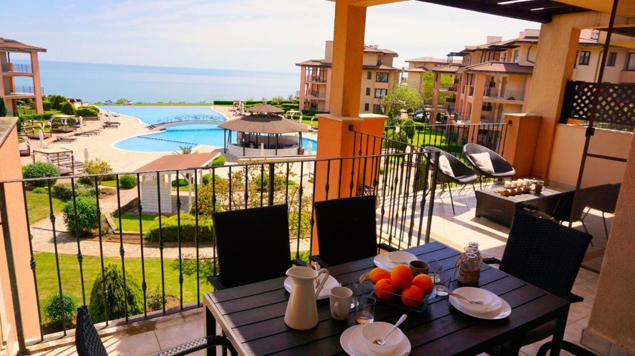 Apartment Decora Sea View Topola Luaran gambar