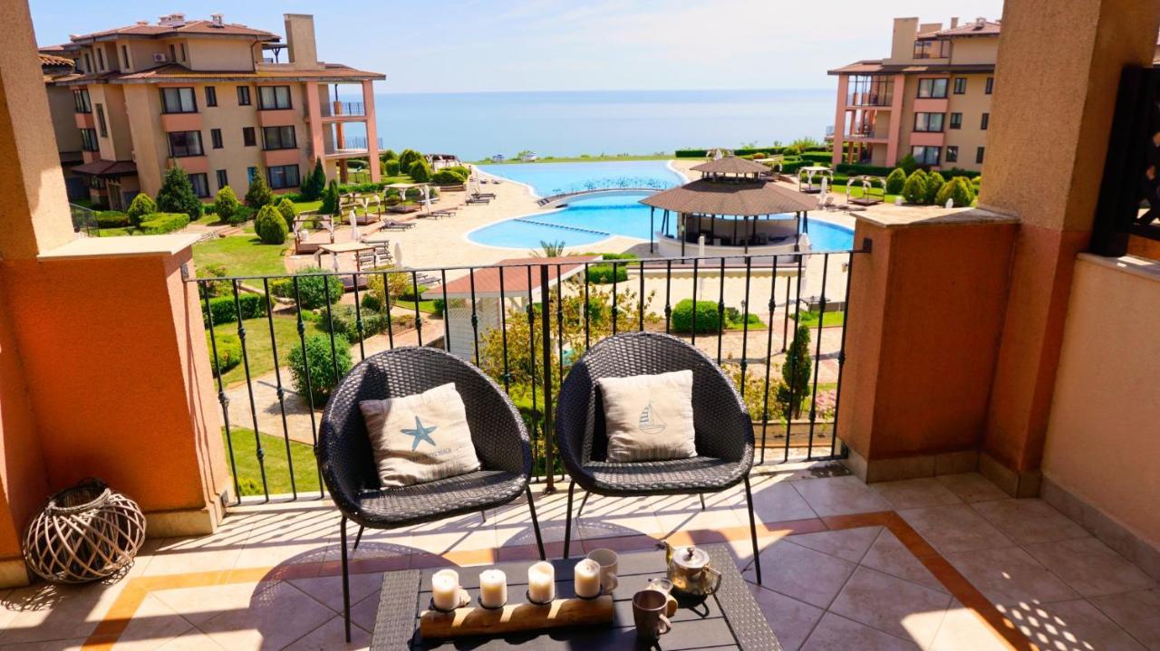 Apartment Decora Sea View Topola Luaran gambar